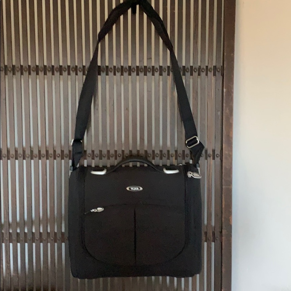 Tumi black triple compartment business/laptop case
